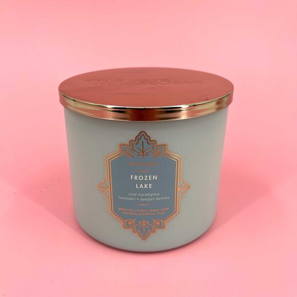 Frozen Lake 3 Wick Candle 14.5 oz White Barn Bath and Body Works - Picture 2 of 3